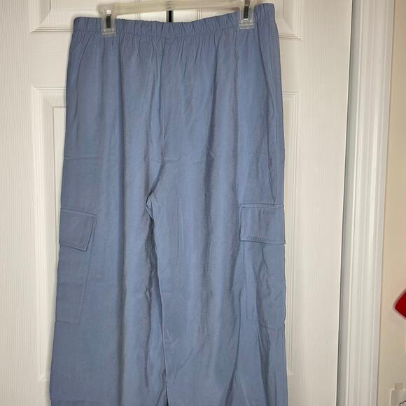 Old Navy Extra High Rise Super Wide Leg Cargo Pants NWT Size MP - Picture 7 of 10